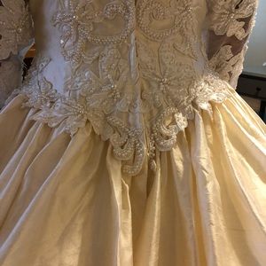 🎉SALE🎉😍NWOT Demetrios Wedding Gown